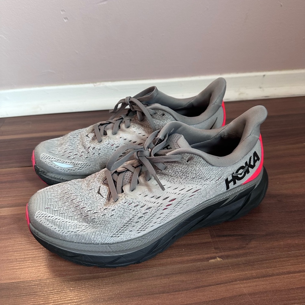 Hoka Clifton 8